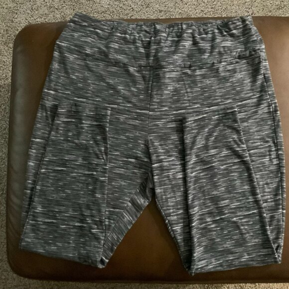 Terra & Sky Black, White and Gray Leggings - Size 2X (20W-22W) - Picture 1 of 1
